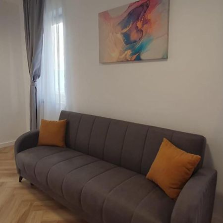 Cinque Stelle Hotel Apartments Клуж-Напока Екстериор снимка
